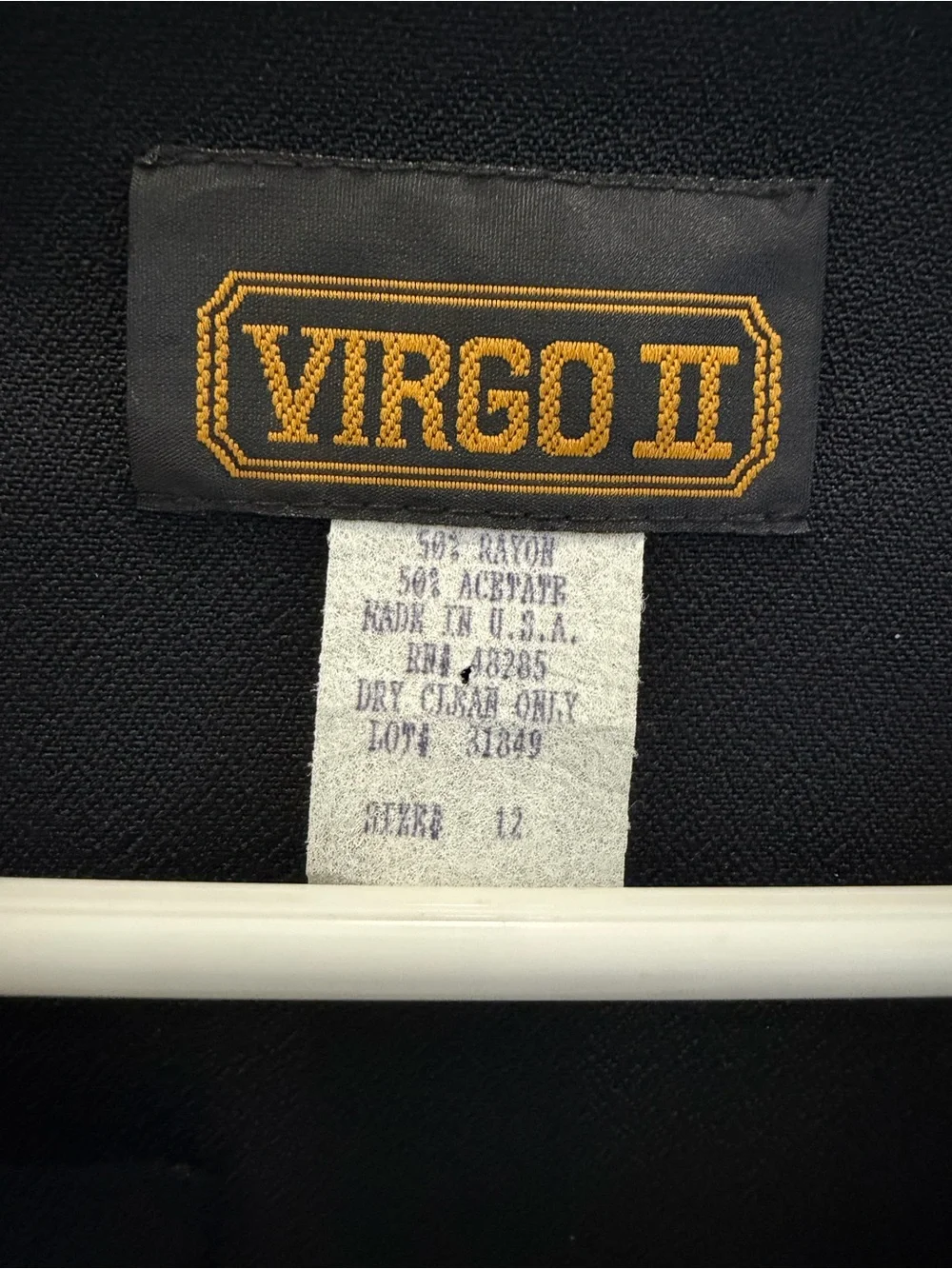 Vintage NWT Virgo II Cropped Black Zip Blazer with Cream Block Trim